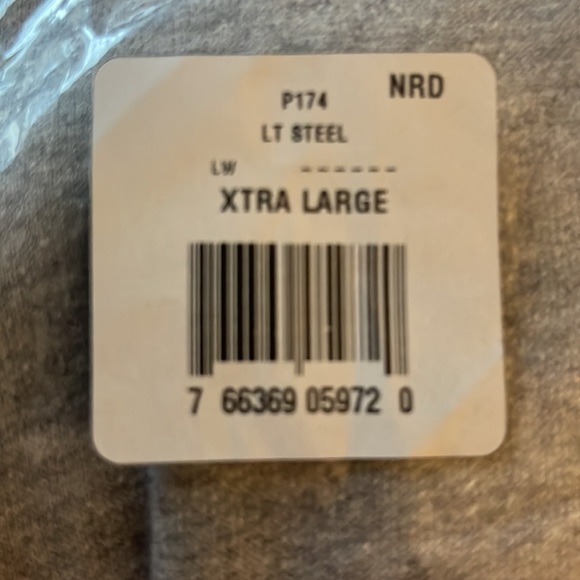 Medium will fit you best based on data from customers who buy the same sizes XL - Picture 5 of 5